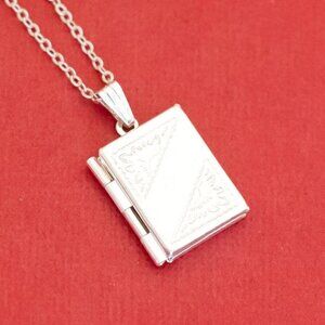 18 inch, Vintage Silver Tone Book Shaped Pendant Locket Necklace - F47